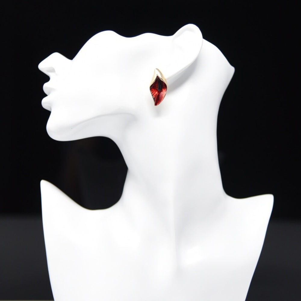 NEW Flower Bud Stud Earrings - Picture 2 of 5